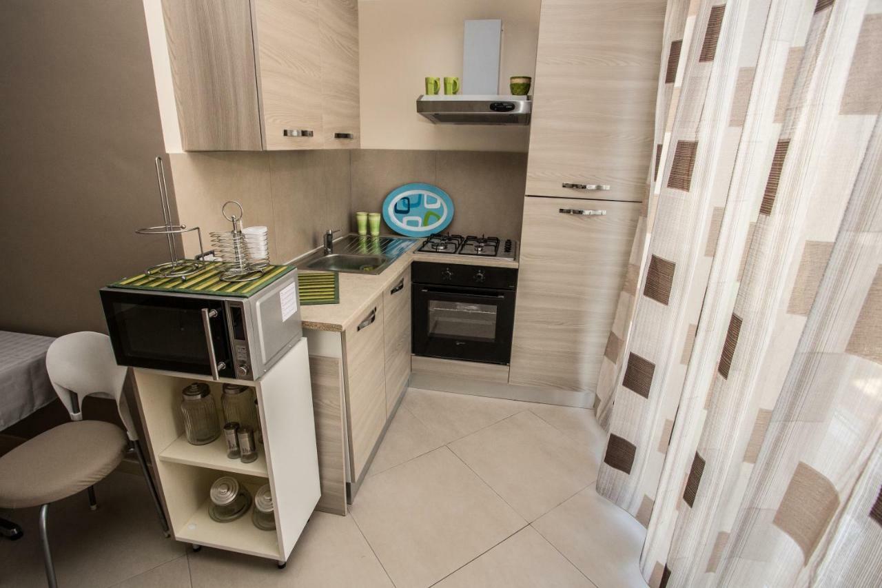 Meridiana B&B มิลาซโซ ภายนอก รูปภาพ